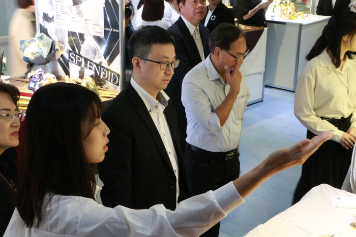 114學年度妝品組靜態畢展圖片