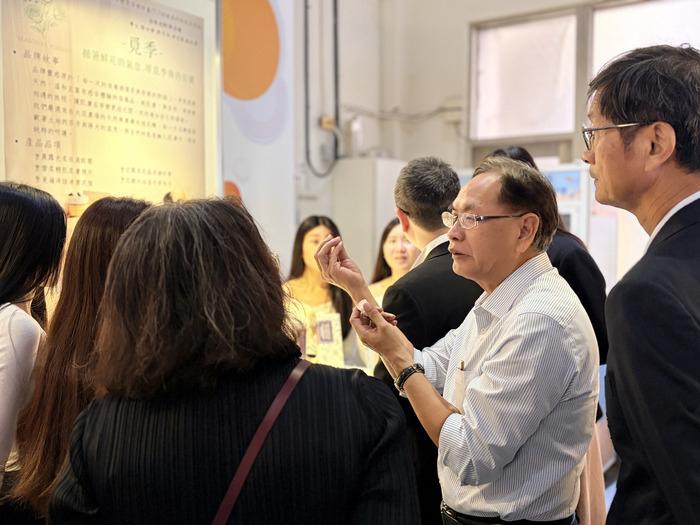 114學年度妝品組靜態畢展圖片