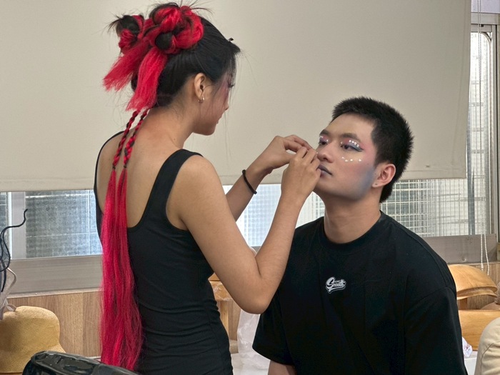 114學年度妝彩週《序‧花甲》圖片