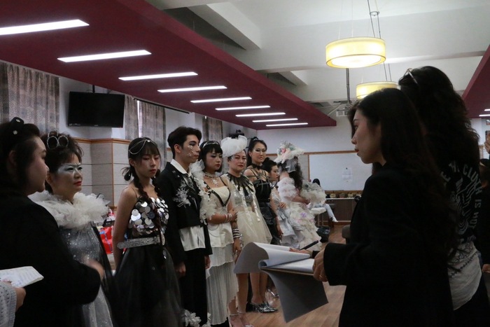 114學年度妝彩週《序‧花甲》圖片