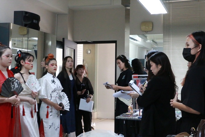 114學年度妝彩週《序‧花甲》圖片