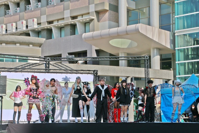 114學年度妝彩週《序‧花甲》圖片