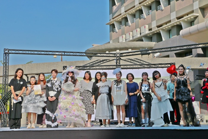 114學年度妝彩週《序‧花甲》圖片